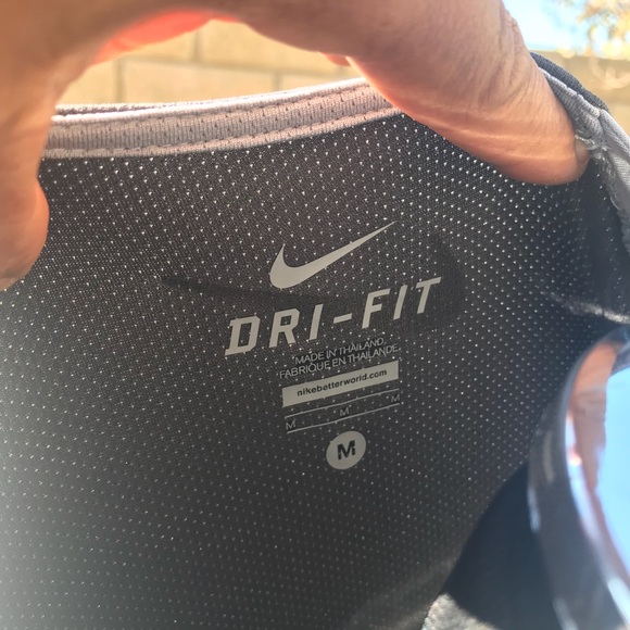 đ«Soldđ« - Picture 5 of 5